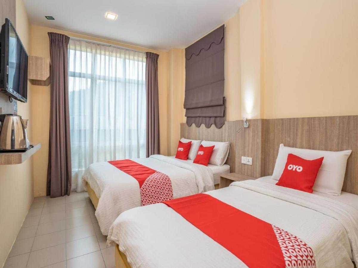Hotel The Island 邦咯 外观 照片